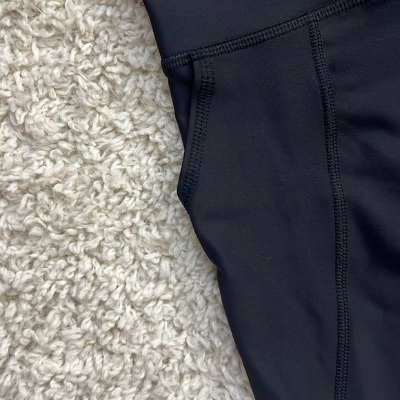 GIRLS OLD NAVY ACTIVE SIZE L 10/12 BLACK HIGH RISE LEGGINGS NWT - Picture 3 of 9